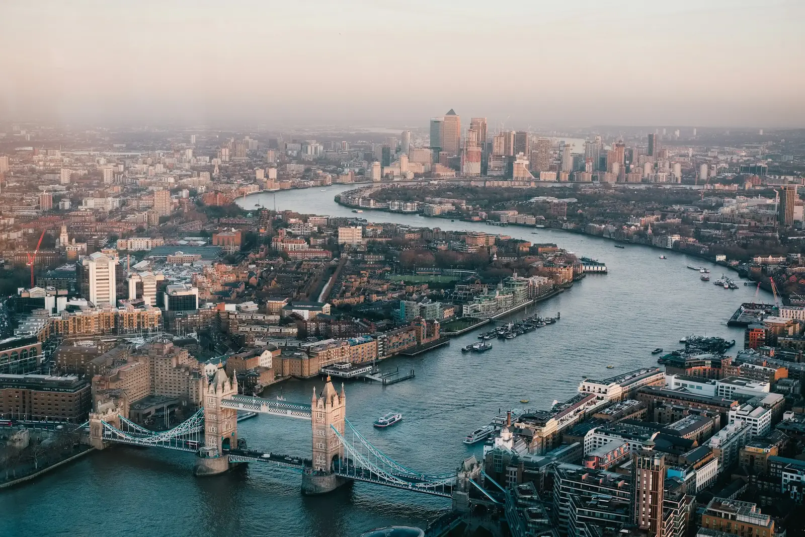 Londra vista dall’alto al crepuscolo
